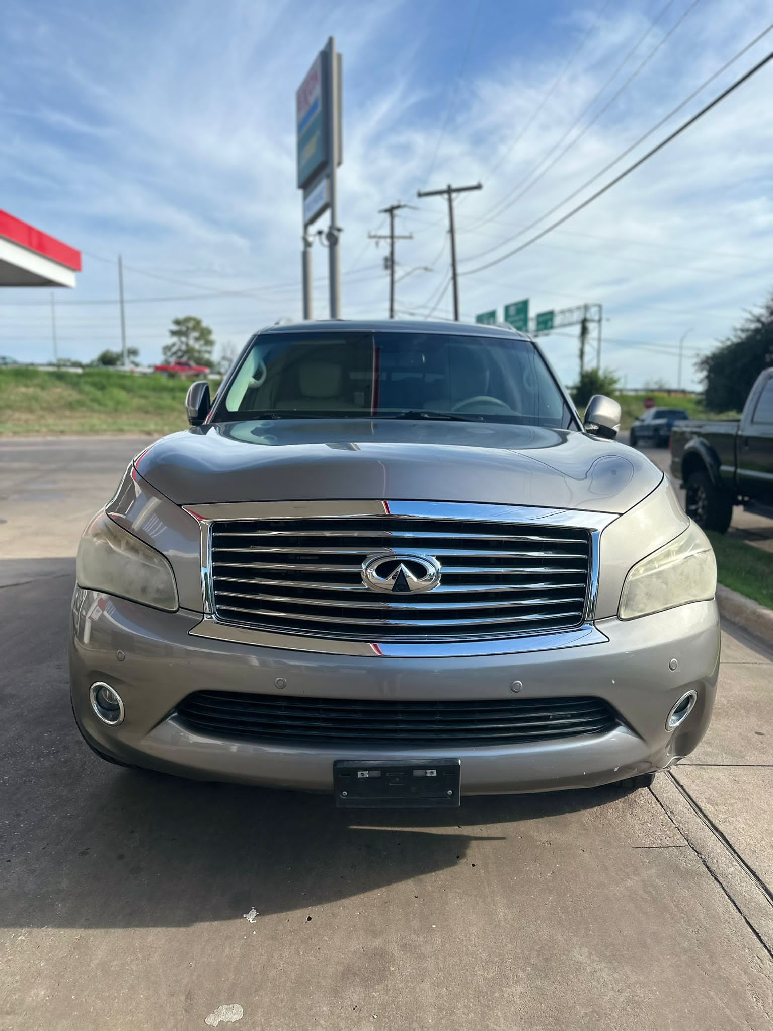 2014 INFINITI QX80 RWD